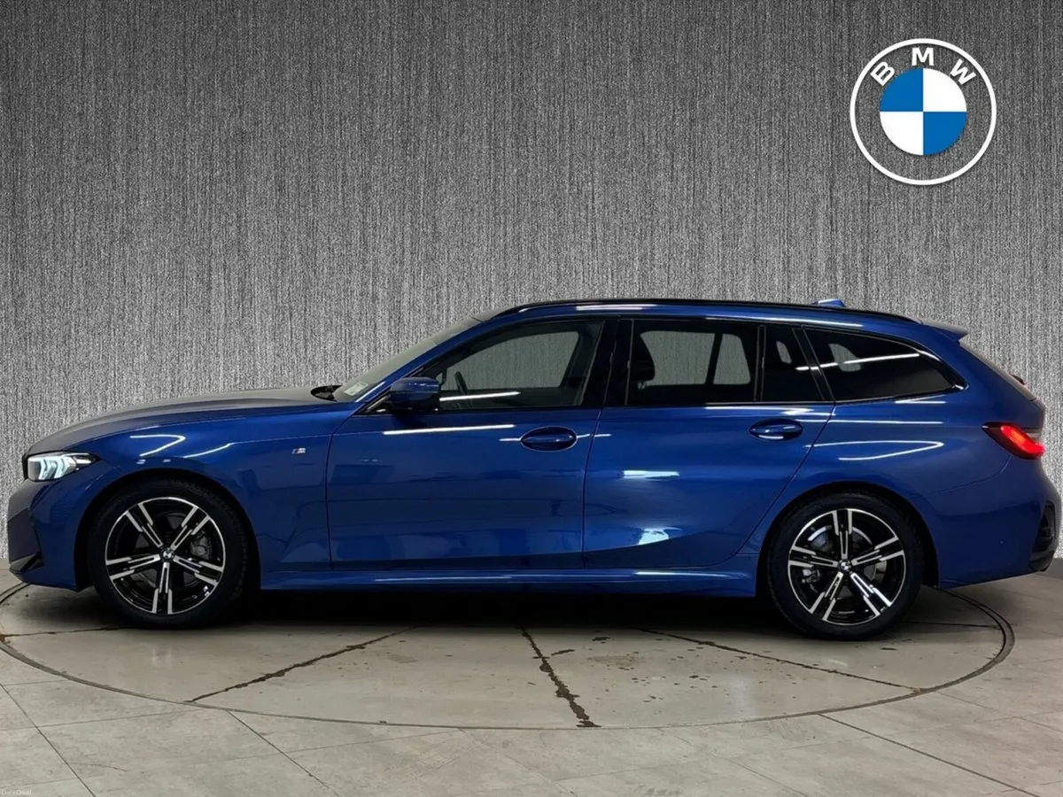 BMW 3-Series 320d M Sport Touring SUNROOF - Image 4