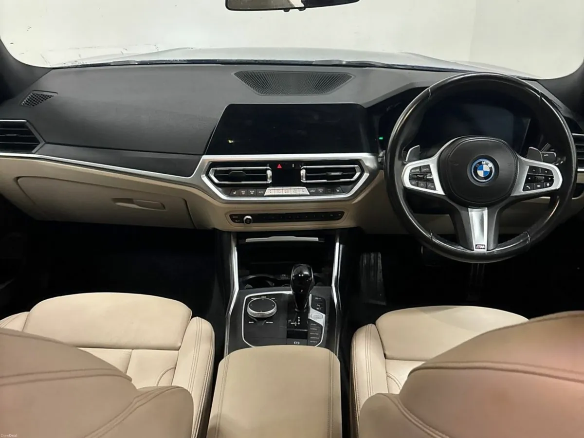 BMW 3-Series 330e M Sport Auto PHEV PRO PACK - Image 4