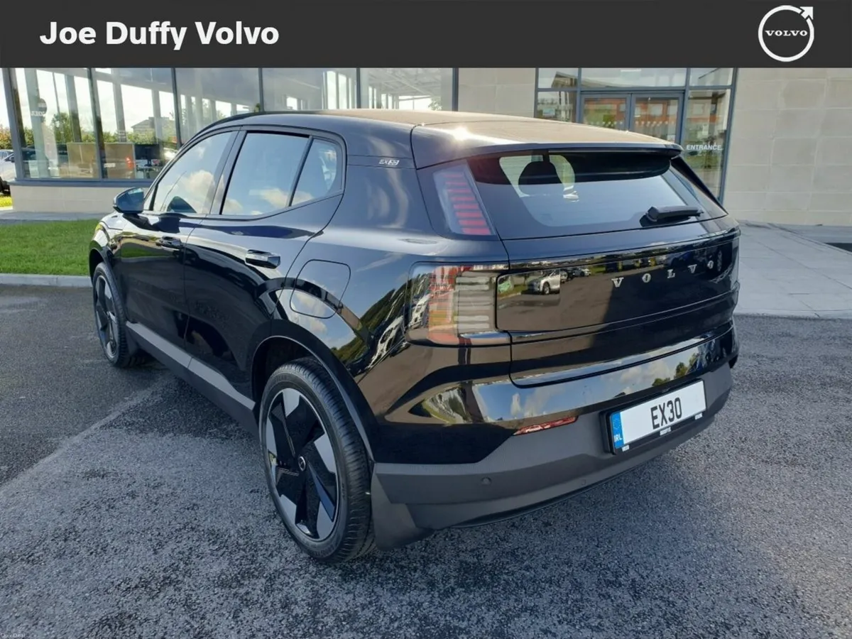 Volvo EX30 Core Single Motor - Image 3