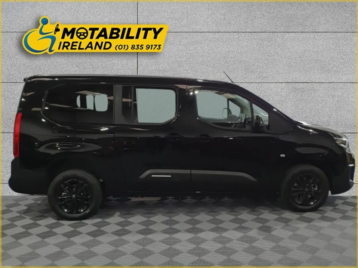 Citroen Berlingo Multispace Wheelchair Accessible - Image 5