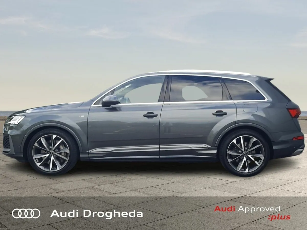 Audi Q7 55 TFSI e S Line - Image 4