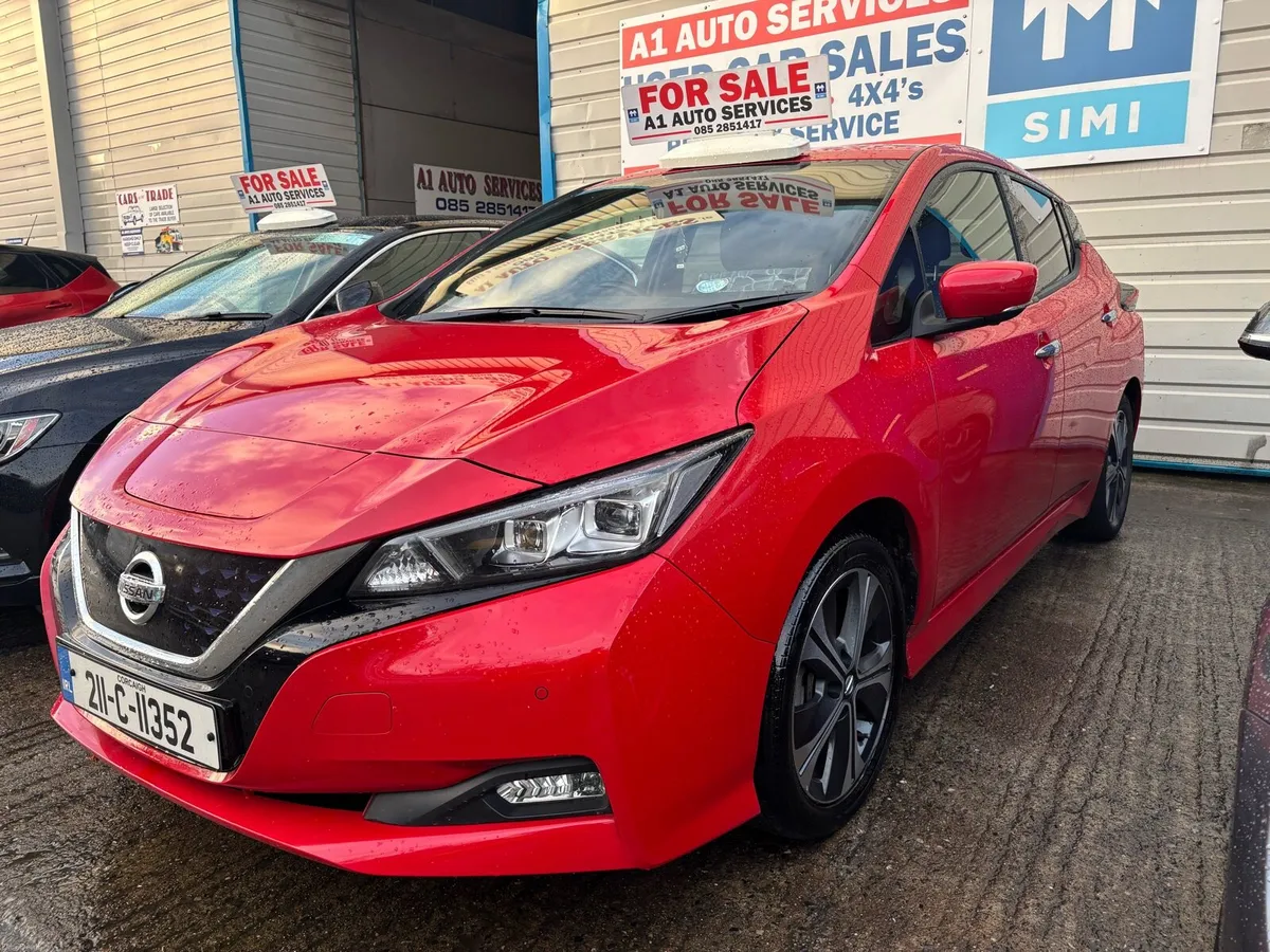 211 Nissan Leaf EV 280 km range new NCT - Image 1