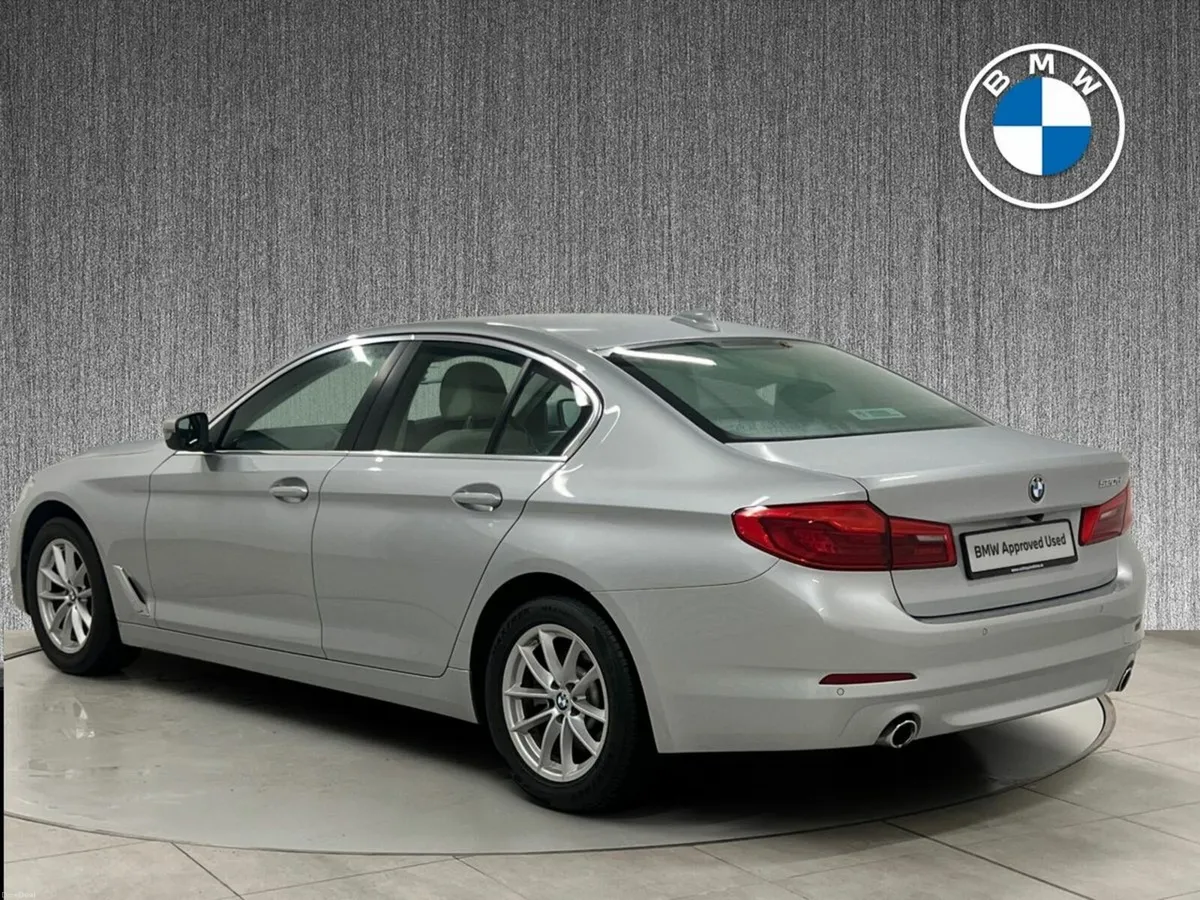 BMW 5-Series 520d SE Saloon 4DR AUTO - Image 2