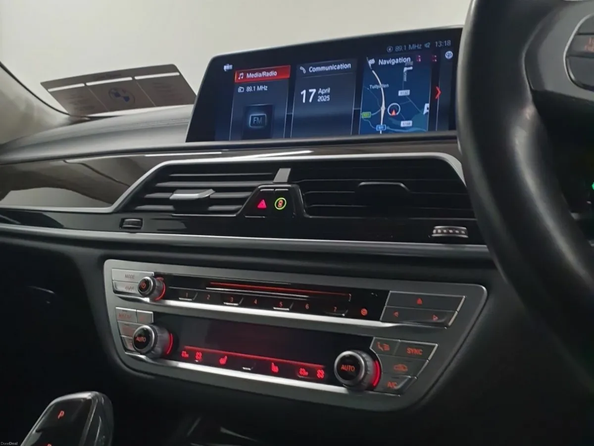 BMW 7-Series 740D xDrive M SPORT 4DR Auto - Image 5
