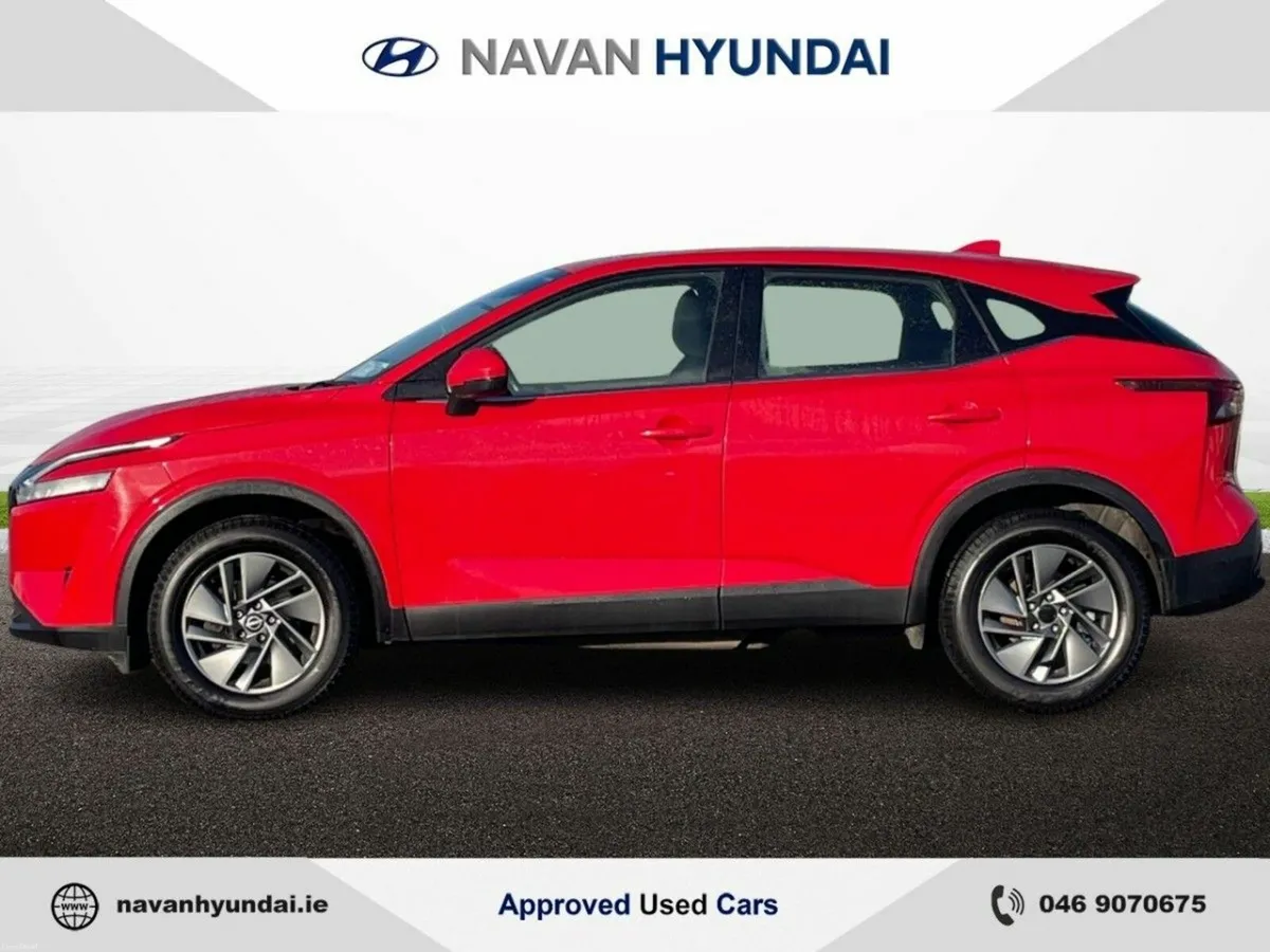 Nissan Qashqai 1.3i M/Hyb SV Auto *PRICE DROP* - Image 4