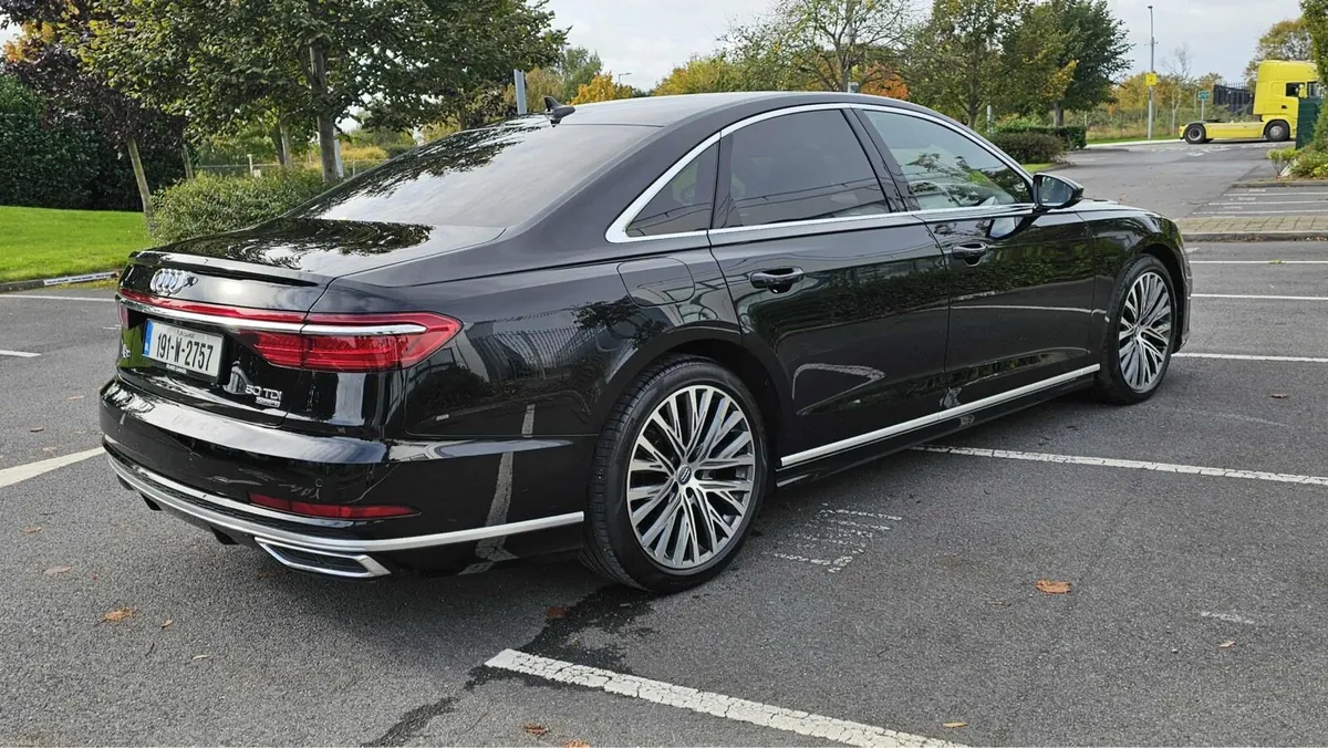 Audi A8 50 DTI 286hp AUTO - Image 2