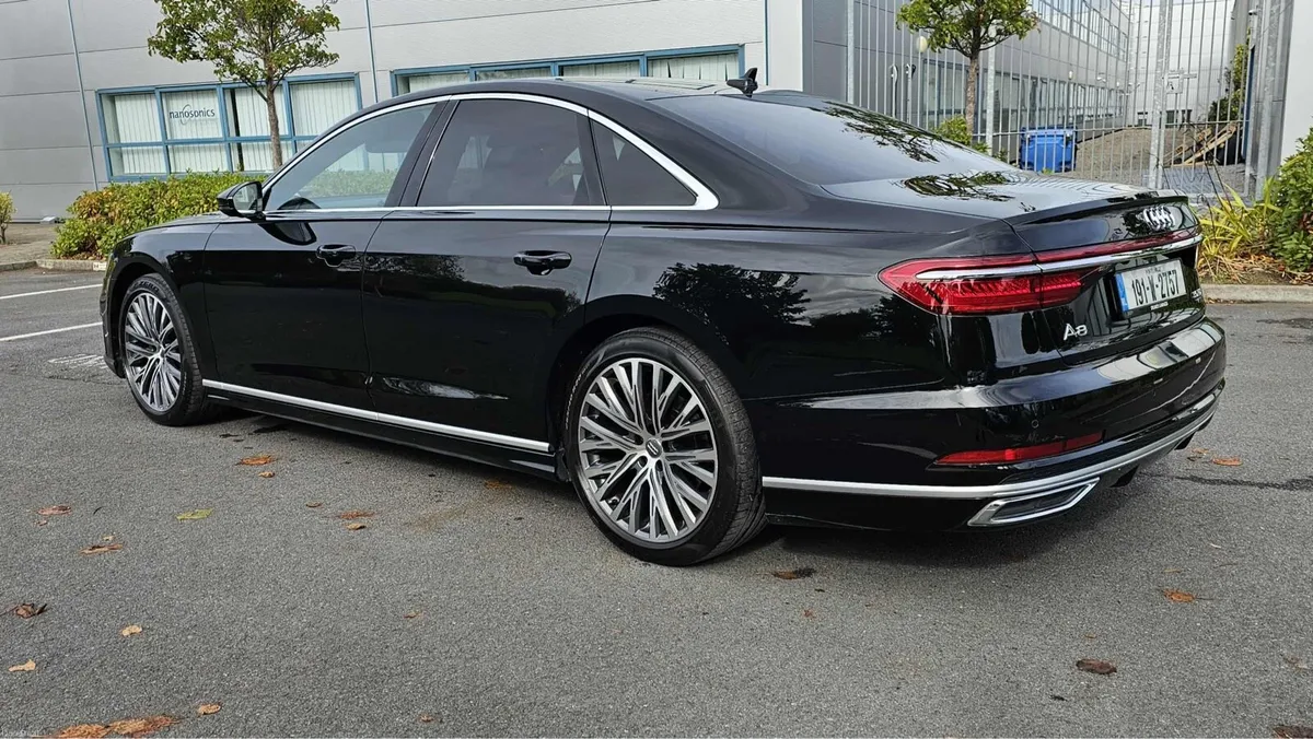 Audi A8 50 DTI 286hp AUTO - Image 4