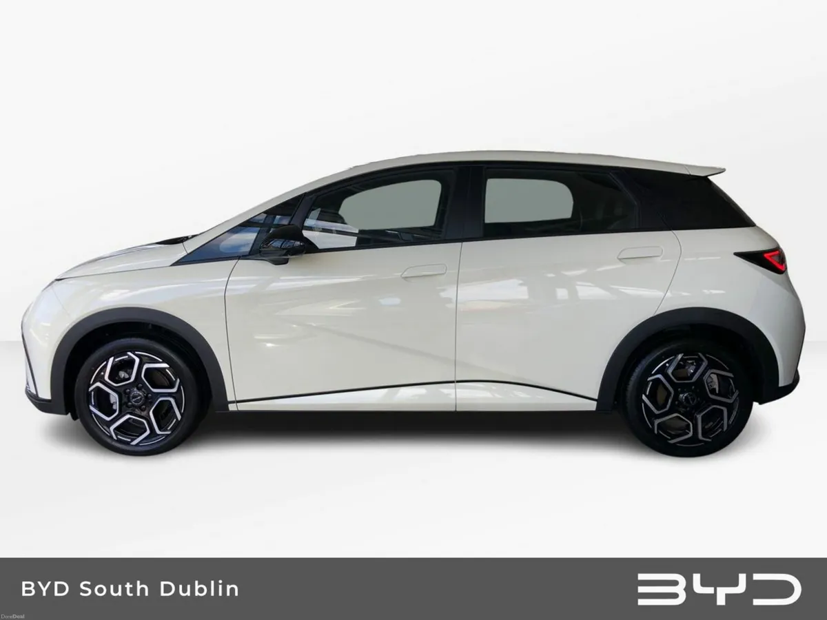 BYD DOLPHIN Comfort (60kWh, 204PS) Adaptive & Inte - Image 6