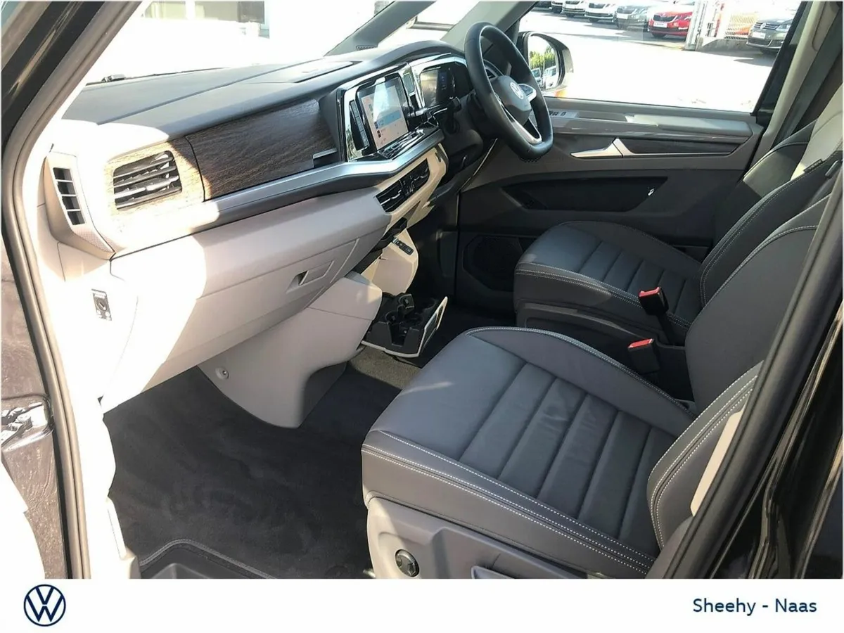Volkswagen Multivan STYLE 7 SEAT 1.5 PETROL HYBRID - Image 4