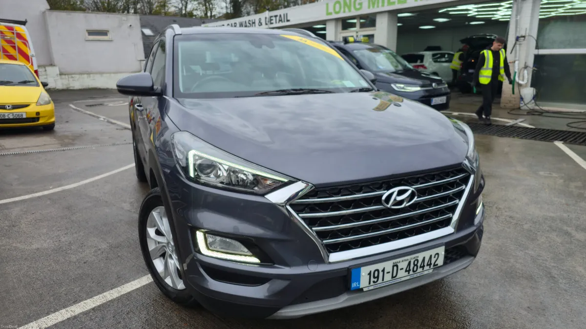 Hyundai Tucson AUTOMATIC 1 YESR WARRANTY - Image 3