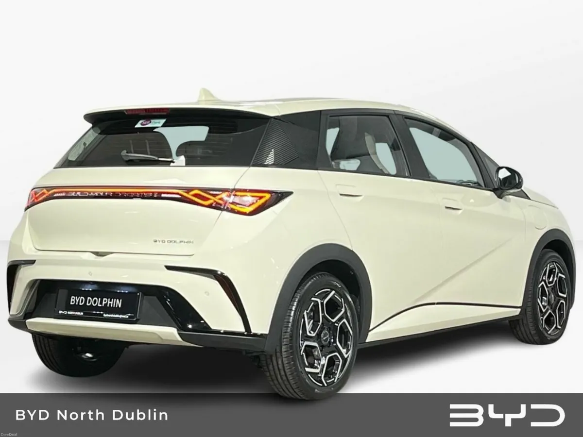 BYD DOLPHIN Comfort 60KWh 204PS - ORDER NOW FOR 26 - Image 3