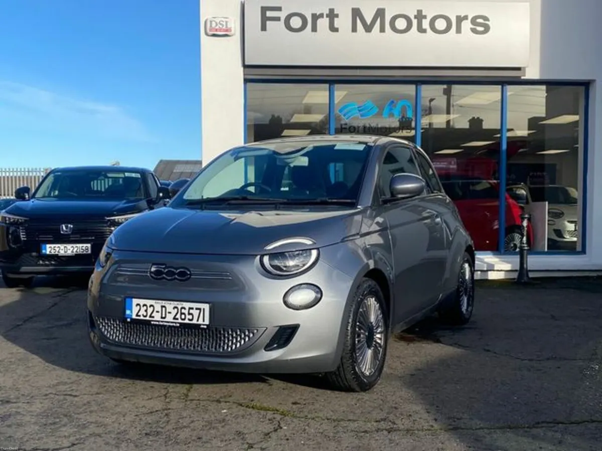 Fiat 500e Icon 42KWH 3DR Auto - Image 1