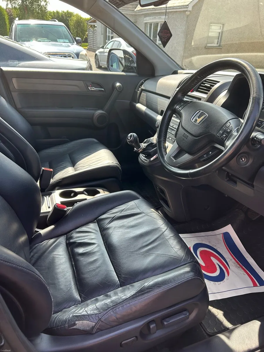 Honda CR-V  2.2 Diesel 2010 - Image 2
