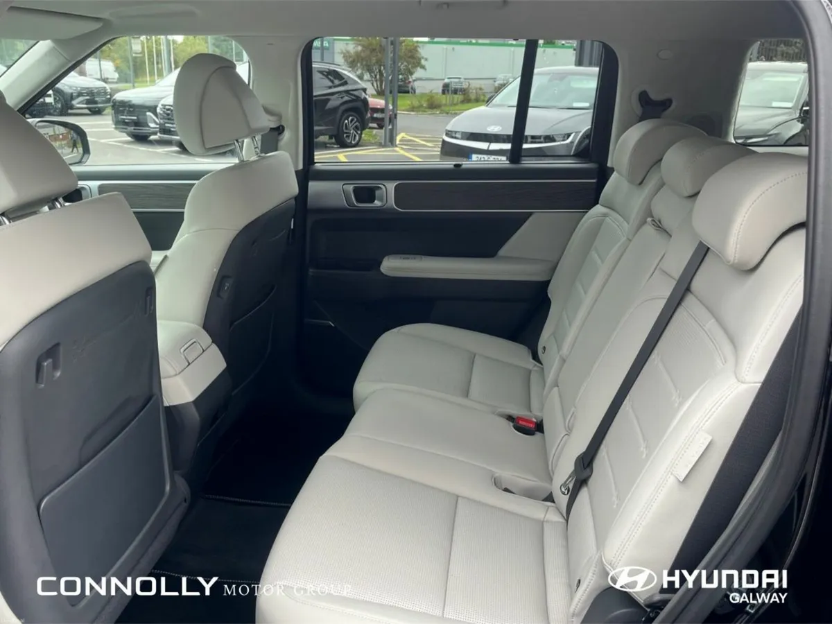 Hyundai Santa Fe PREMIUM 1.6 PHEV ** ORDER NOW FOR - Image 6