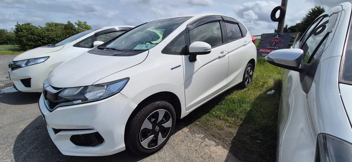 Honda Fit 2018 1.5L PETROL HYBRID AUTOMATIC - Image 2
