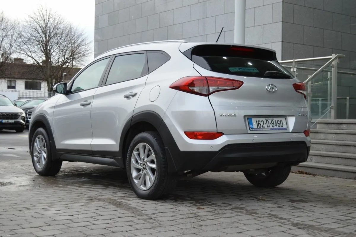 Hyundai Tucson Comfort Plus 5DR  CAR OF THE WEEK - Image 3