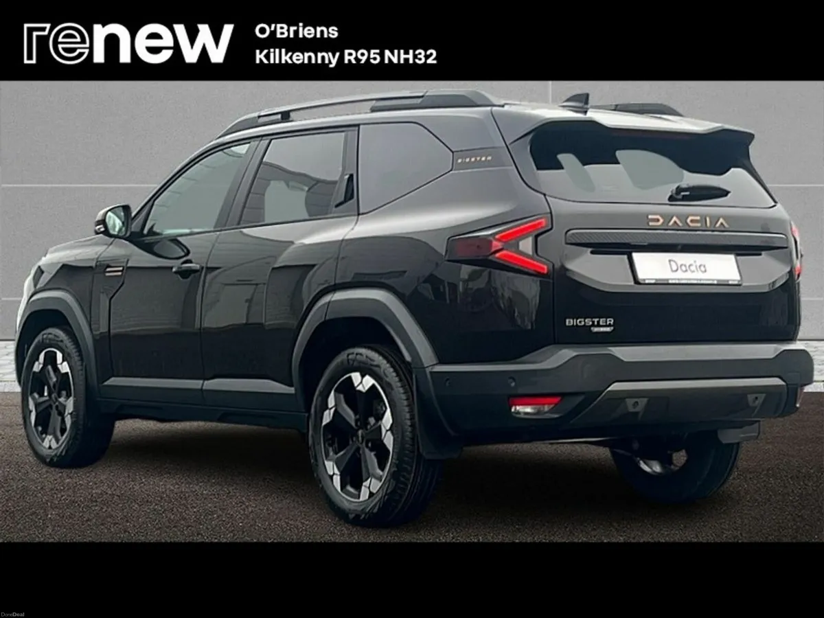 Dacia Bigster EXTREME HEV (HYBRID) 1.8 155 BHP AUT - Image 3