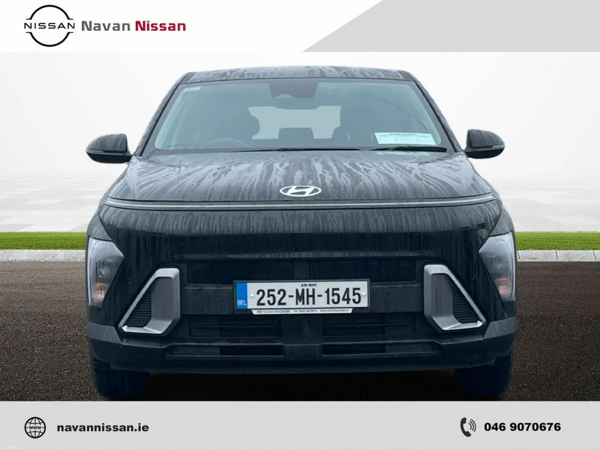 Hyundai KONA 1.6 HYBRID Signature Auto *PRE REG* - Image 3