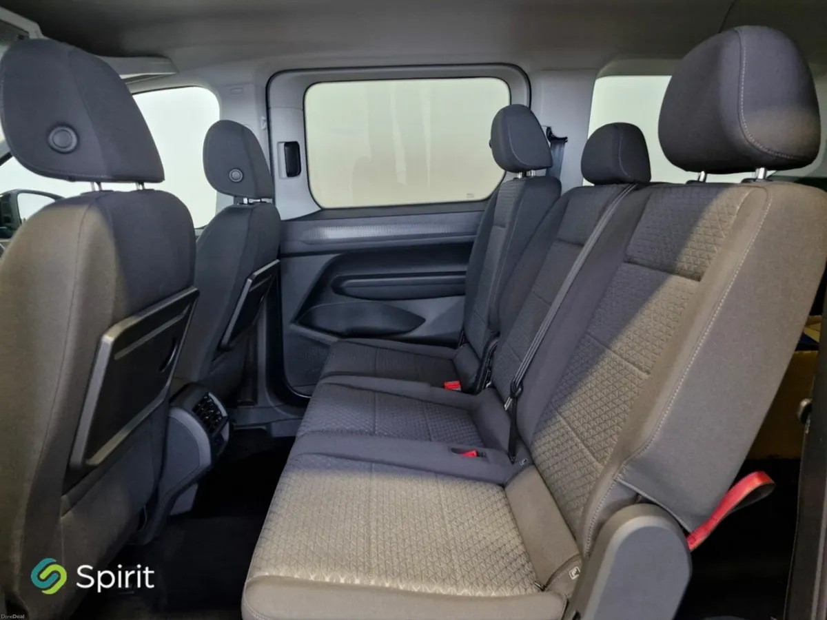 Ford Tourneo Connect Grand Tourneo,Titanium,2.0L** - Image 5