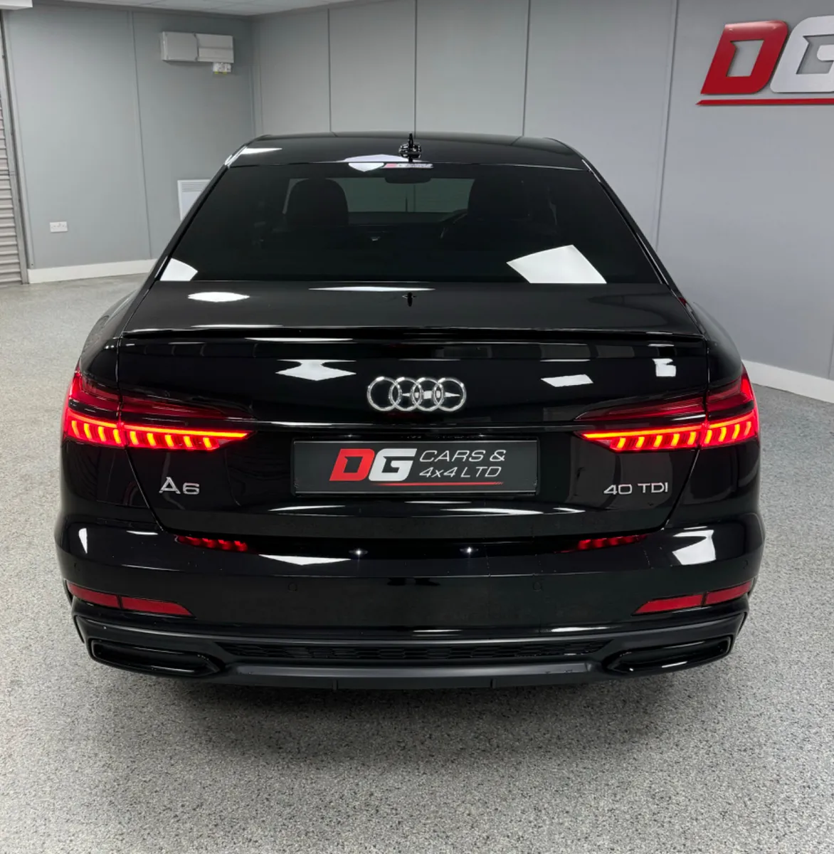 2021 Audi A6 2.0 40 TDI S Line Black Edition - Image 6