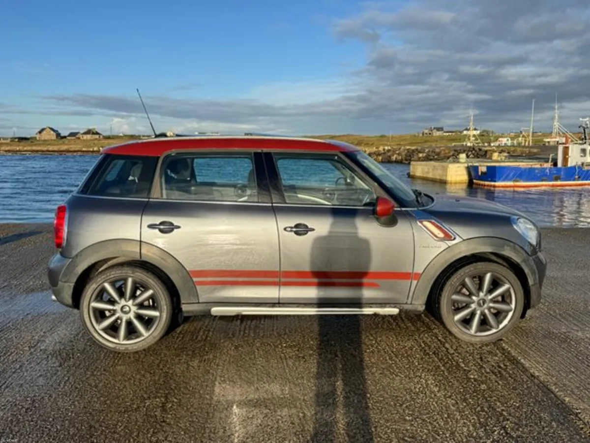 Mini Countryman 1.6 Diesel~Park Lane Ed~1 Owner - Image 2