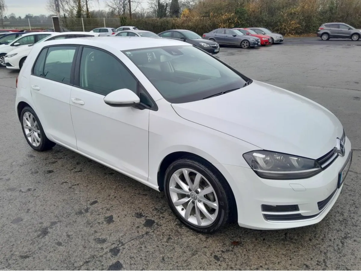 Volkswagen Golf 1.4 High Line Automatic 5 Door. - Image 2