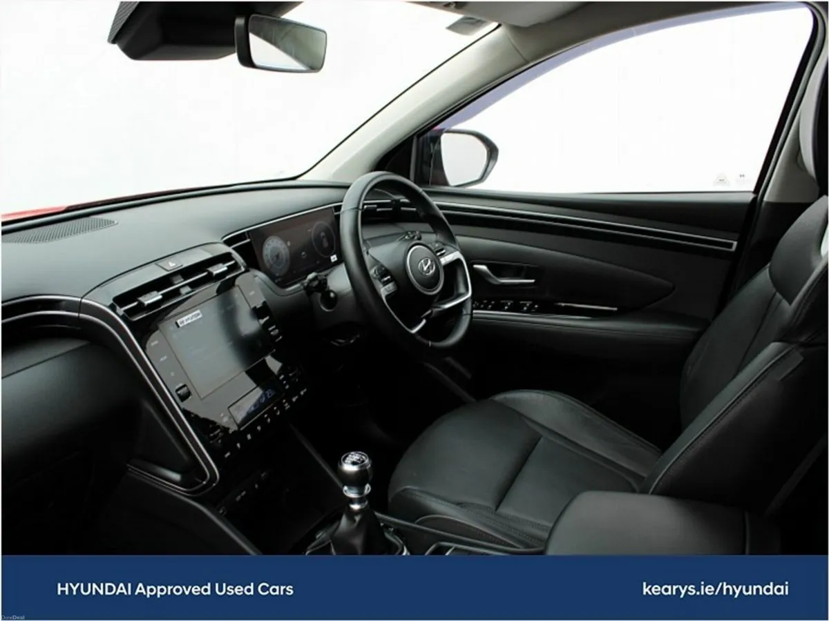 Hyundai Tucson **4.99% APR AVAILABLE** LOW MILEAGE - Image 5