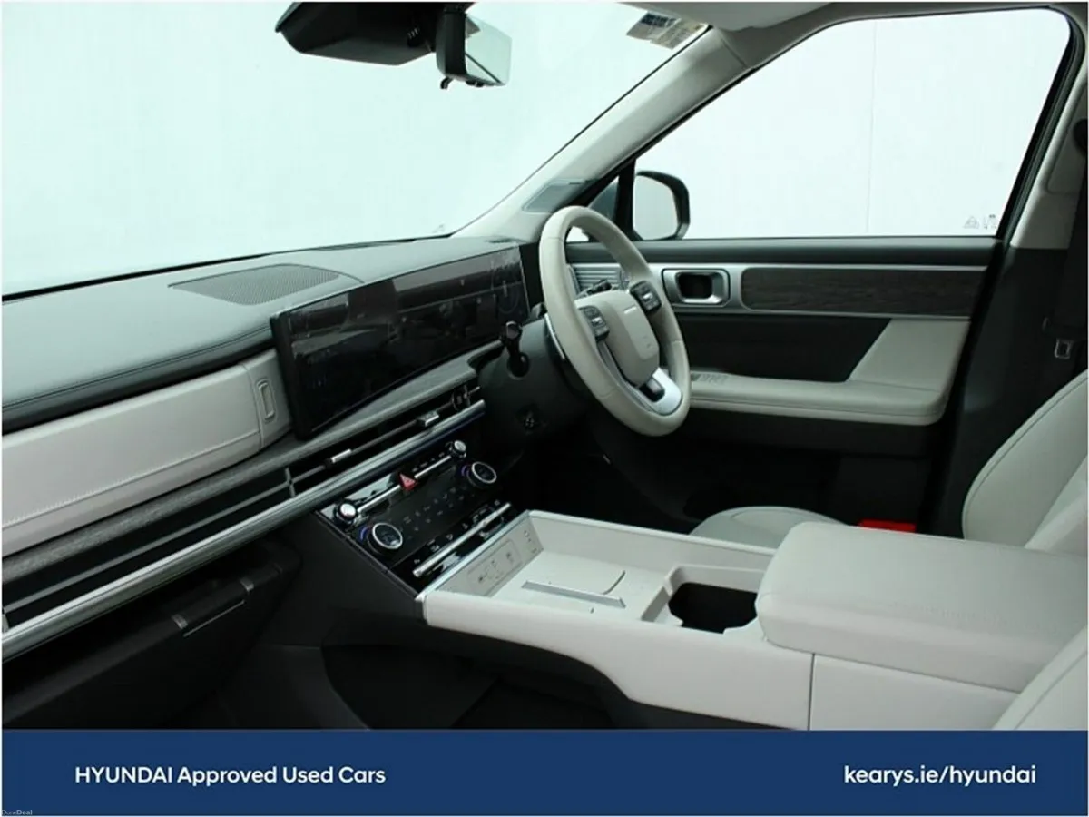 Hyundai Santa Fe 1.6 PHEV 4WD Premium - Image 5