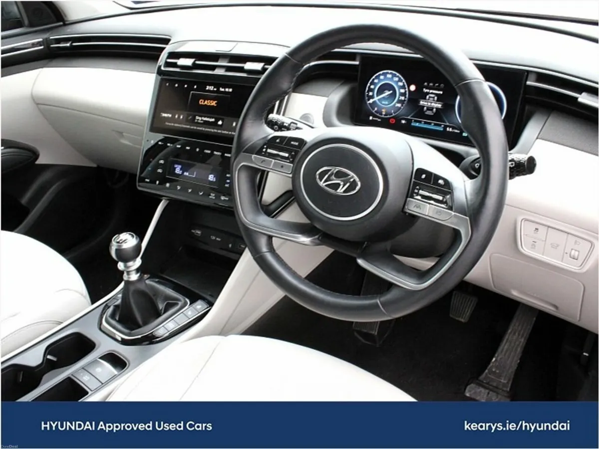 Hyundai Tucson 2WD Executive Plus - Image 6