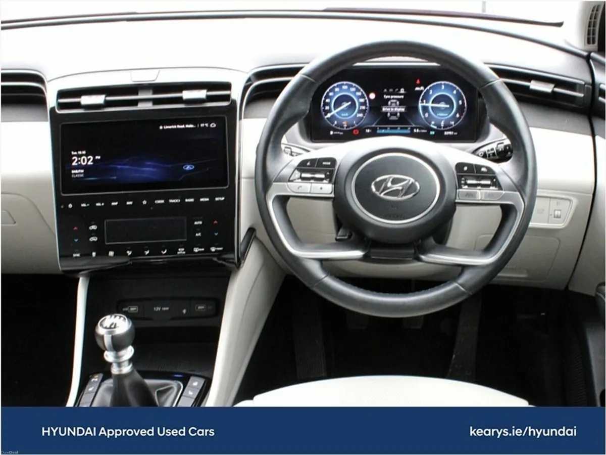 Hyundai Tucson 2WD Executive Plus - Image 4