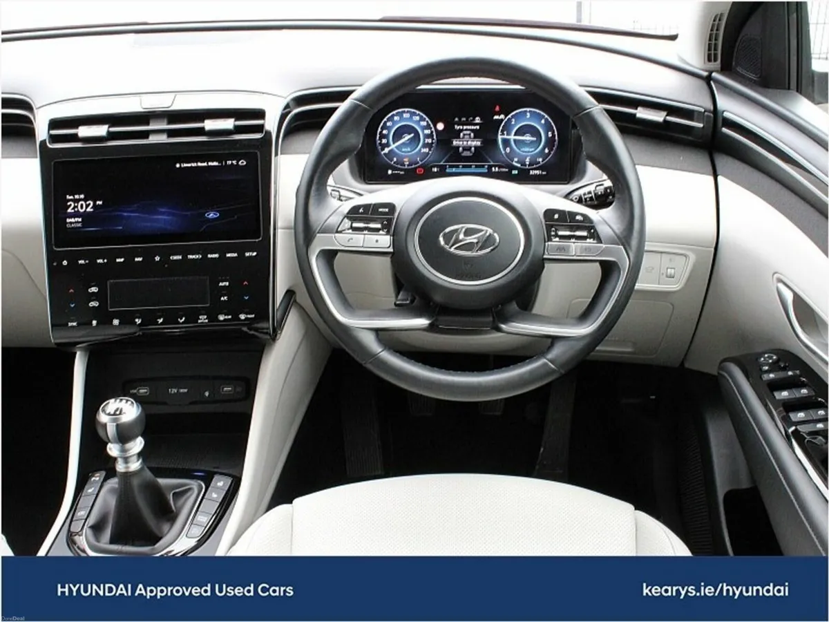 Hyundai Tucson 2WD Executive Plus - Image 4