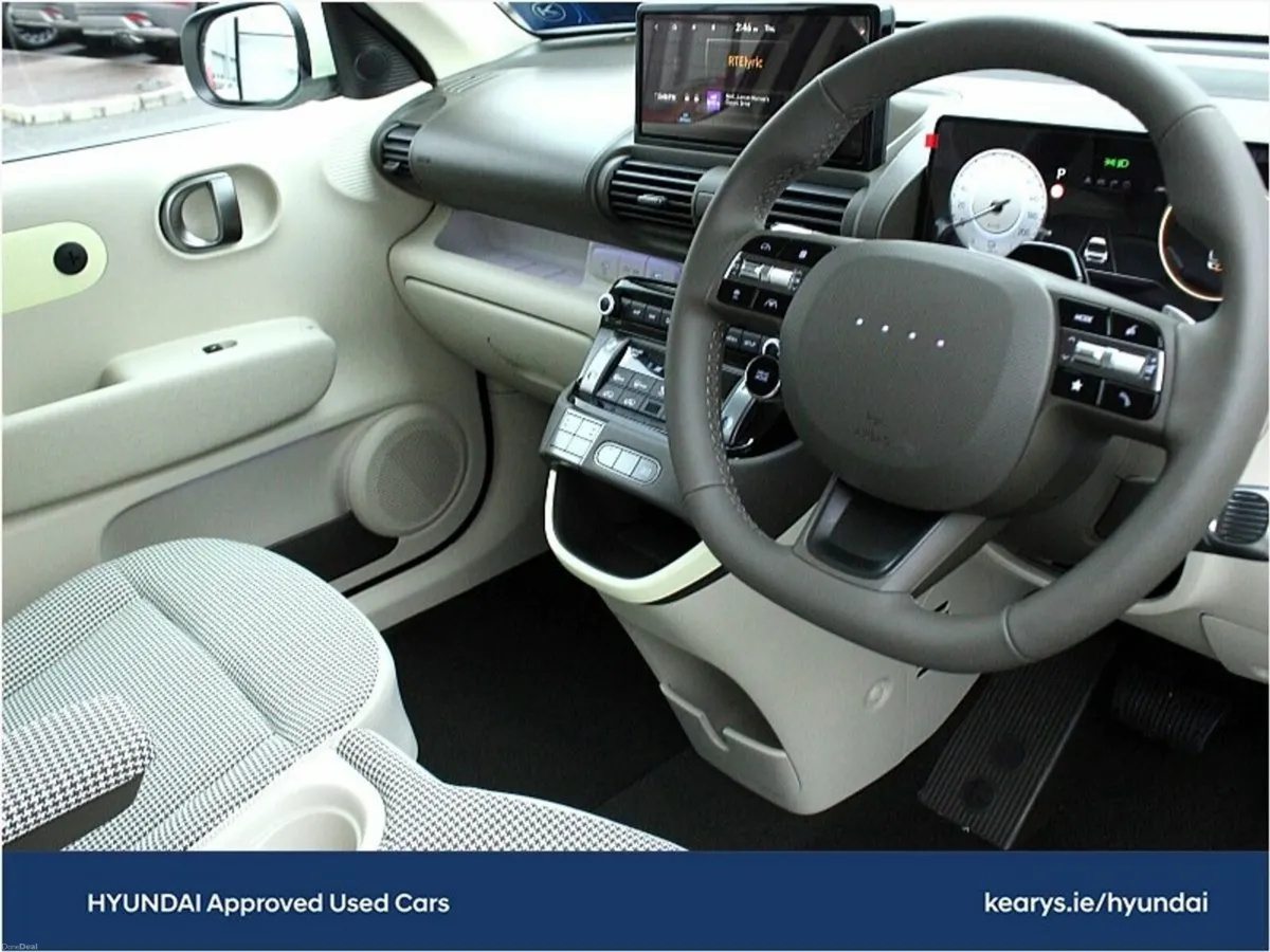 Hyundai INSTER 49KW ELEGANCE - Image 6