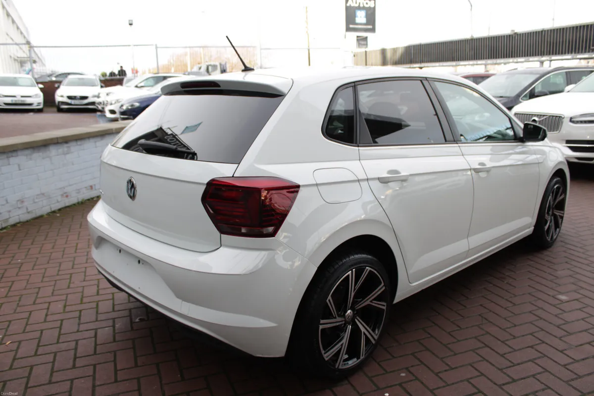 1.0TSI COMFORTLINE 5DR HATCHBACK AUTO // IMMACUALT - Image 4