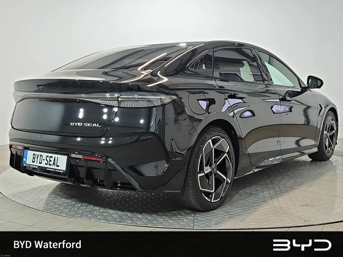 BYD SEAL **Finance Rates from 3.5%** Order Now for - Image 4