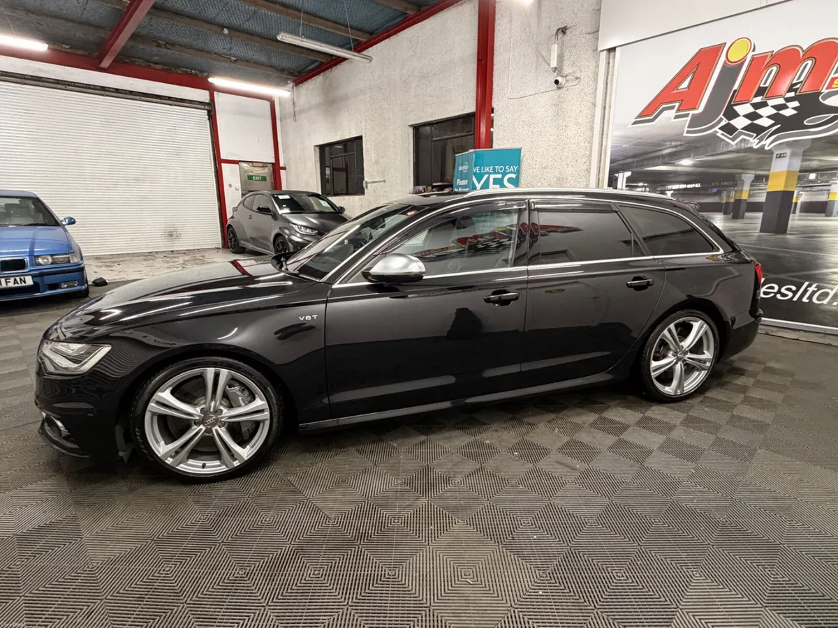 Audi S6 Avant 4.0 Twin Turbo 2012 - Image 4