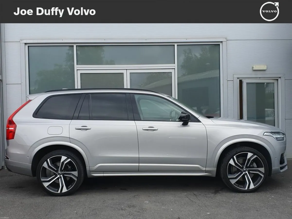 Volvo XC90 T8 PHEV 455hp Ultimate (Bright Theme) - Image 4
