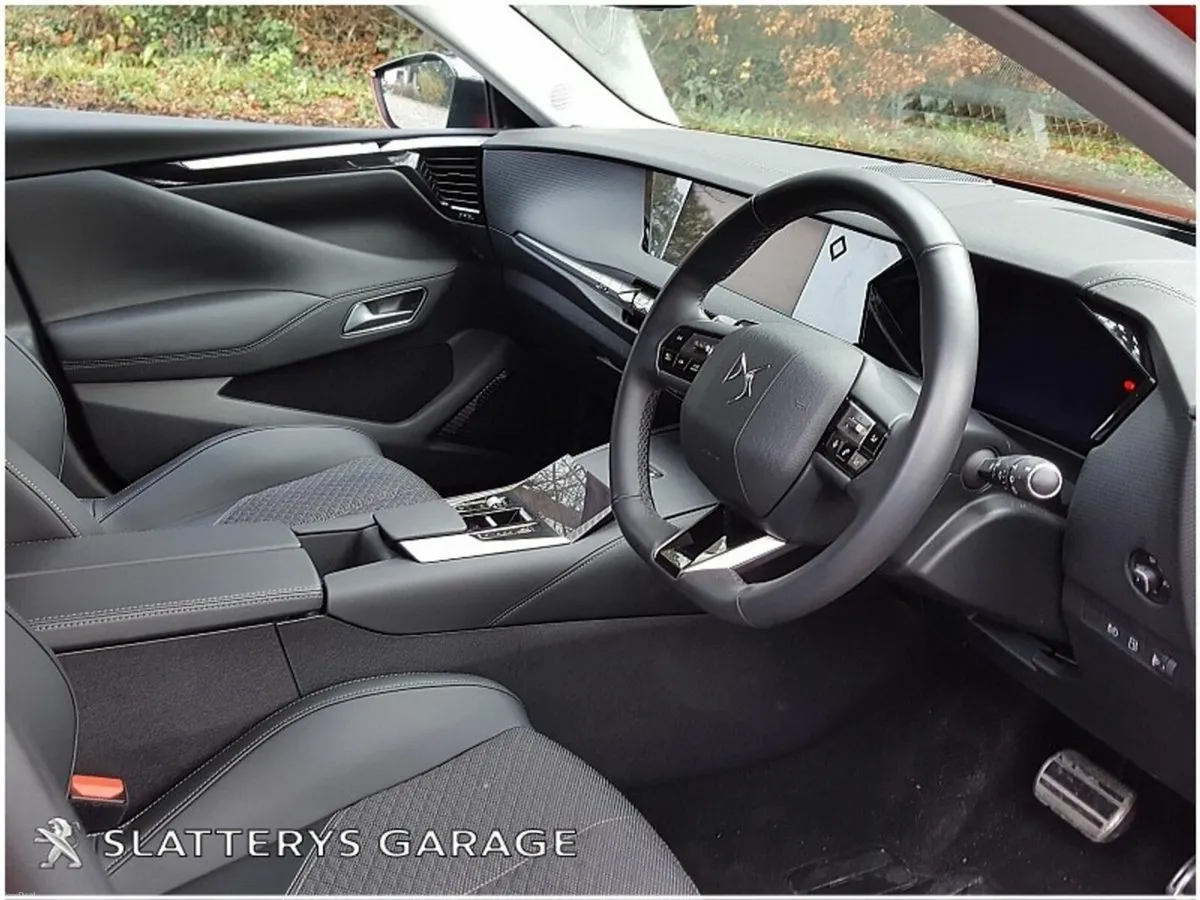 DS Automobiles DS 4 Trocadero Plug in Hybrid - Image 3