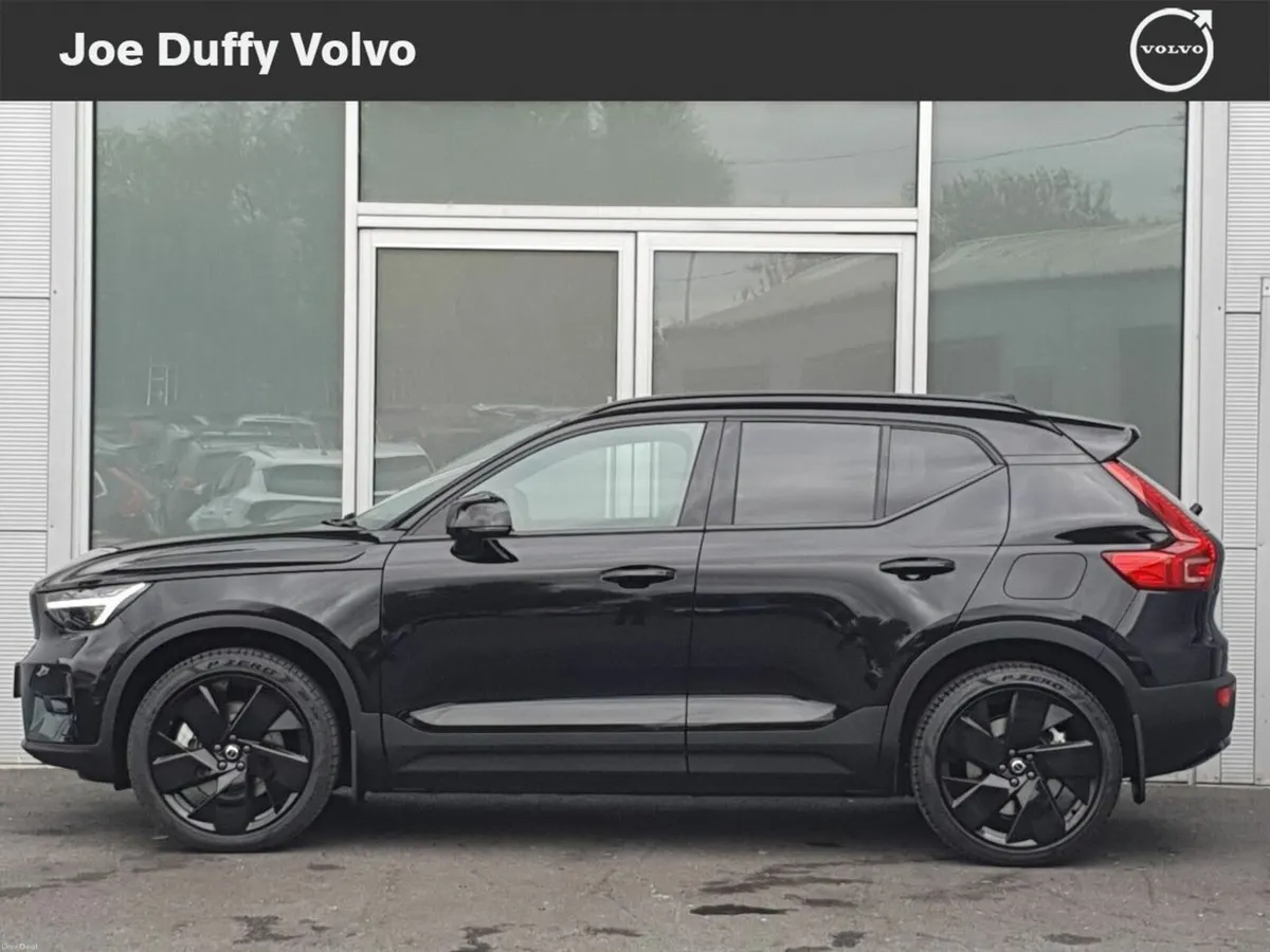 Volvo EX40 Black Edition BEV Ultra - Image 4