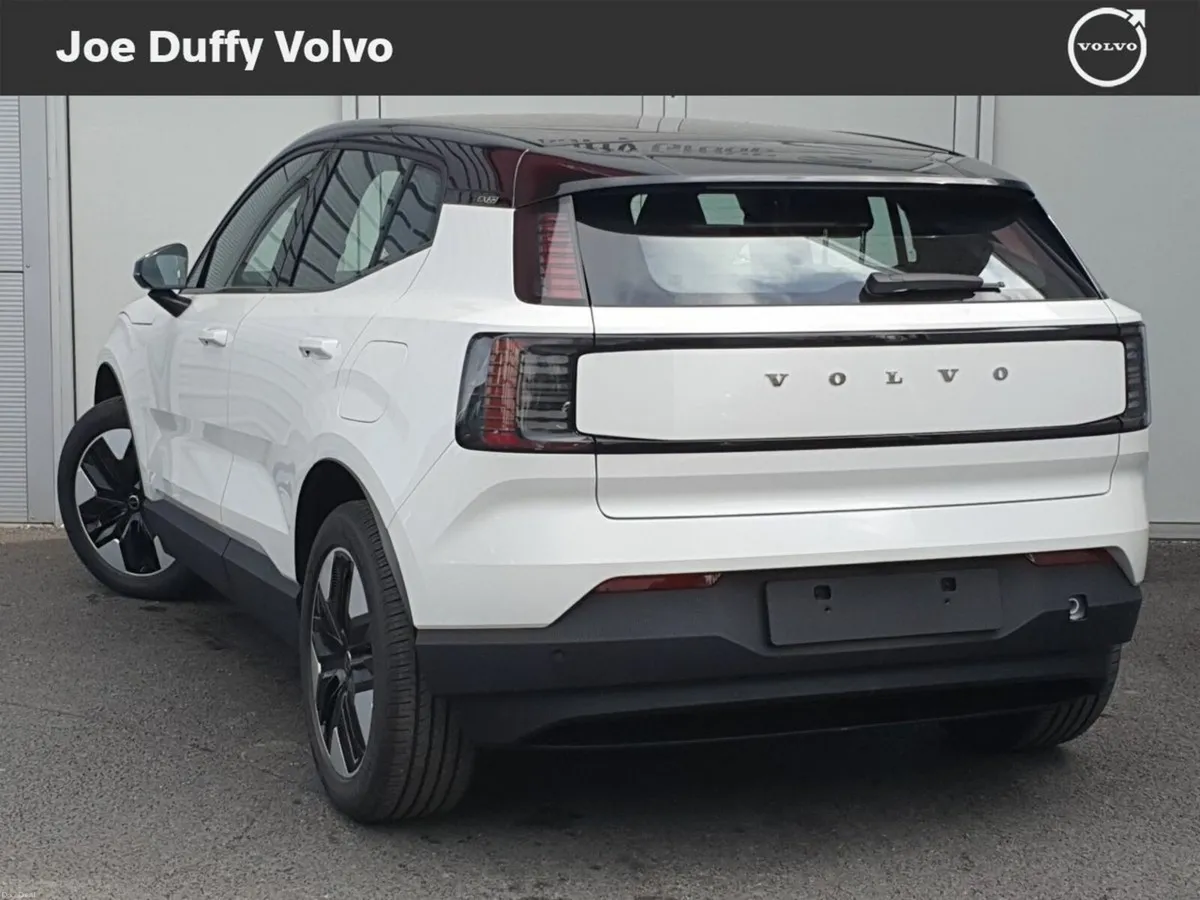 Volvo EX30 Plus Extended range Single Motor - Image 3