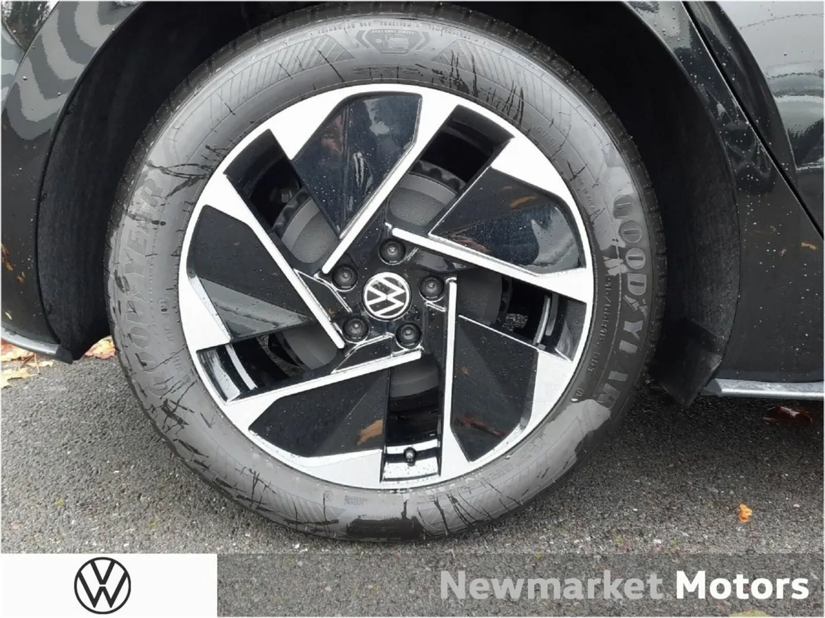 Volkswagen ID.3  AVAILABLE PRO 58KWH AVAILABLE FOR - Image 2