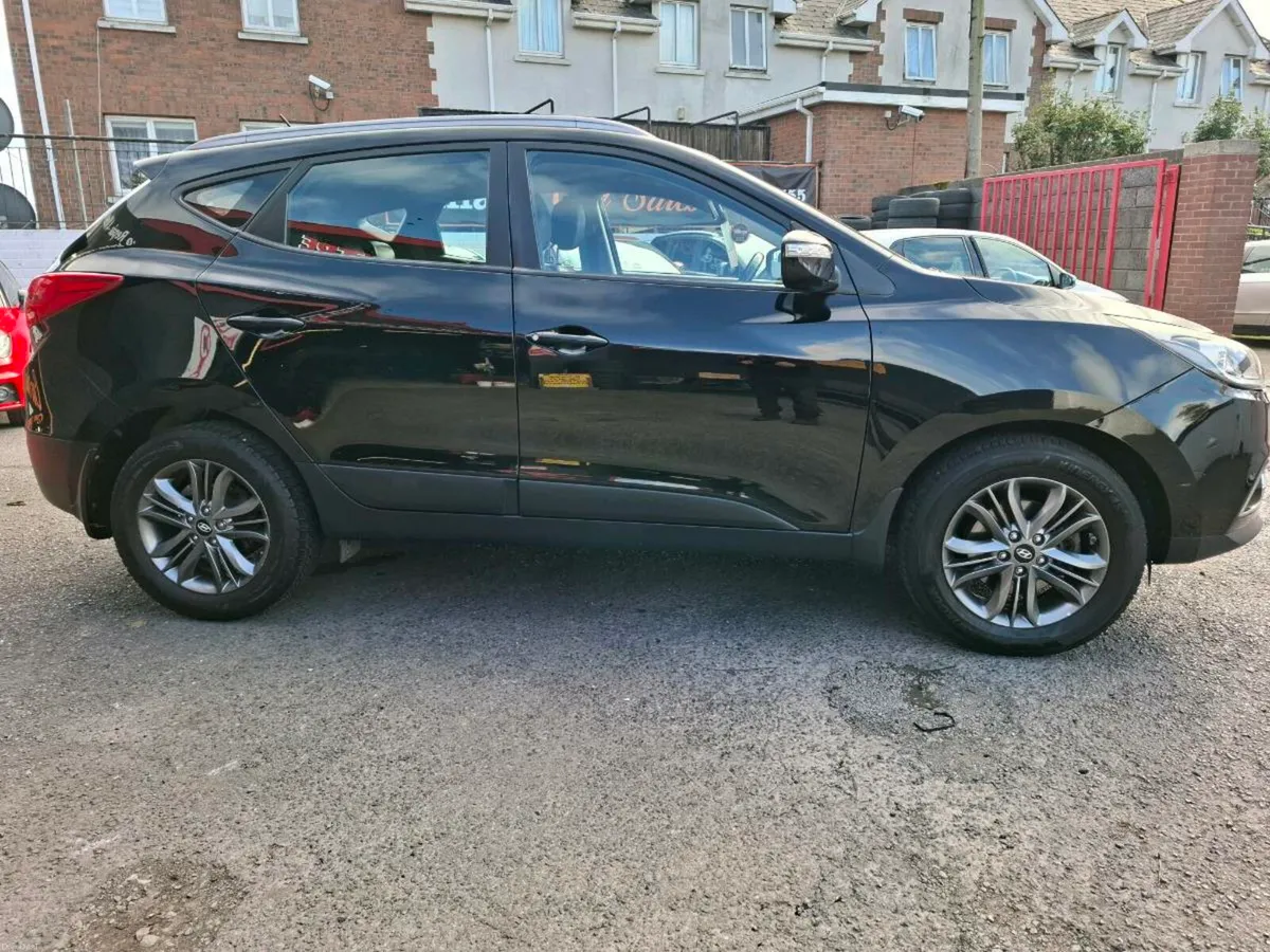 Hyundai ix35 - Image 2