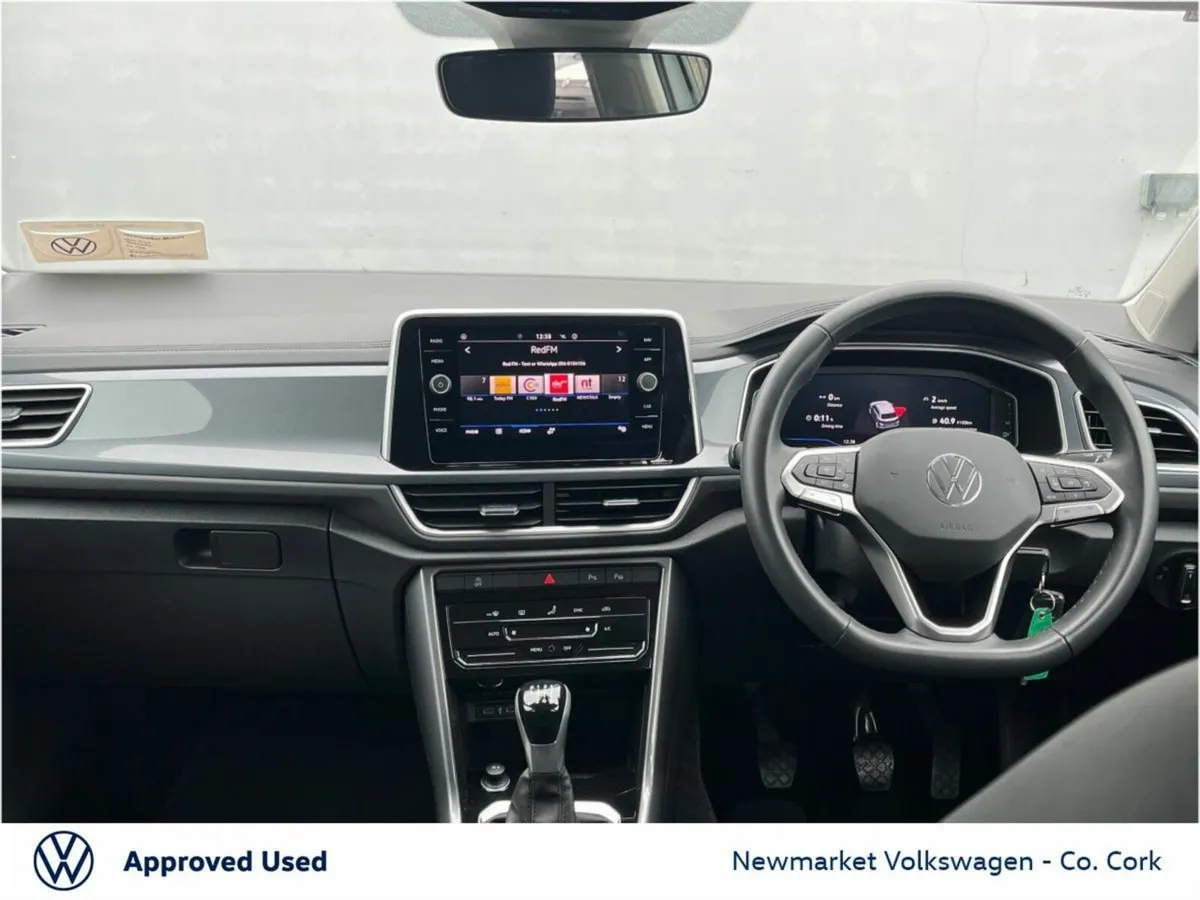 Volkswagen T-Roc 2.0TDI 116BHP STYLE 6 SPEED - Image 2