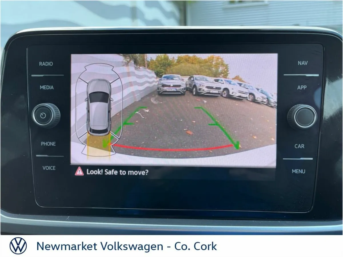 Volkswagen T-Roc EDITION 75 2.0TDI 6 SPEED 116BHP - Image 4