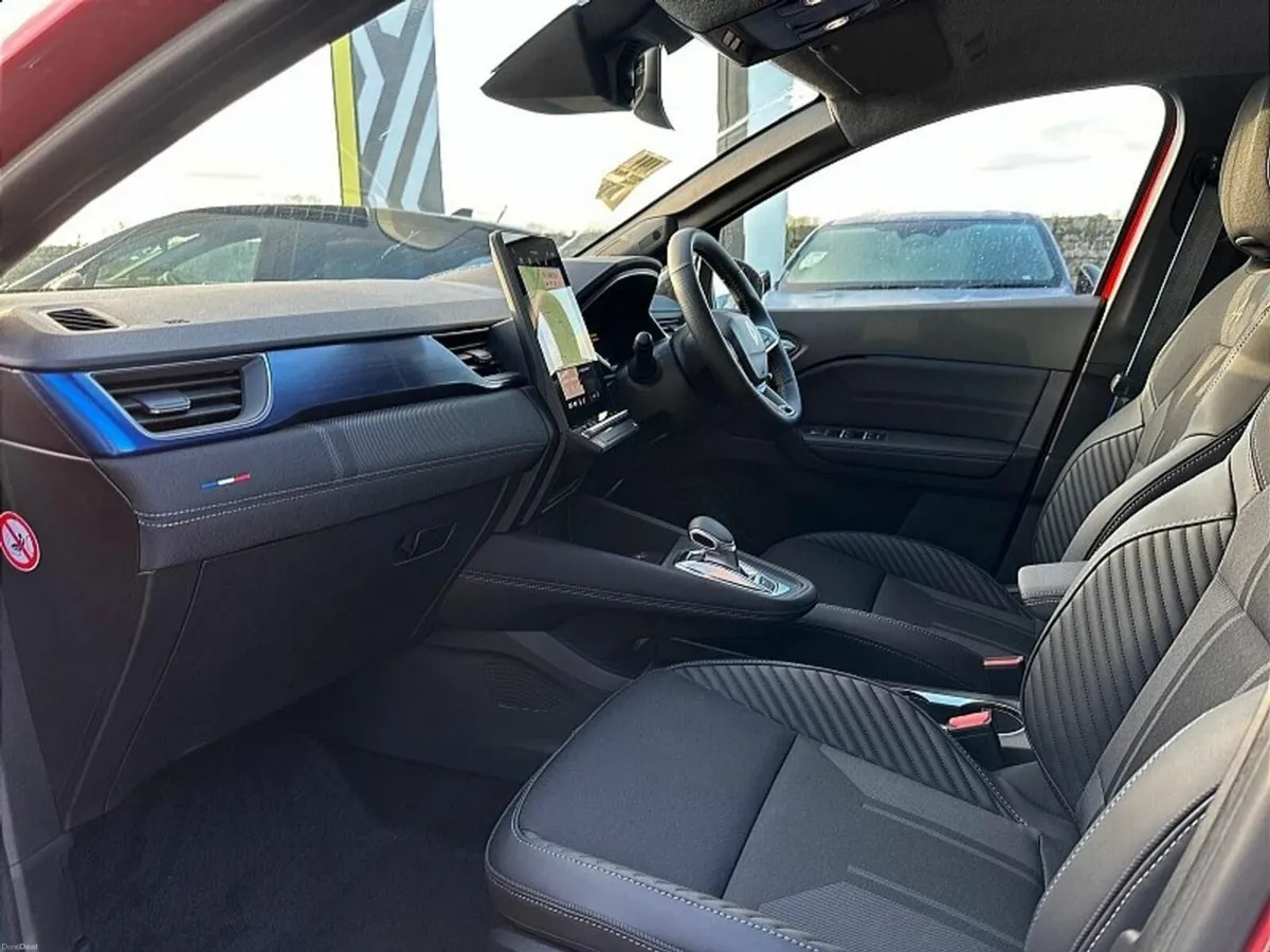 Renault Symbioz E-Tech HEV 145 Techno Esprit Alpin - Image 4