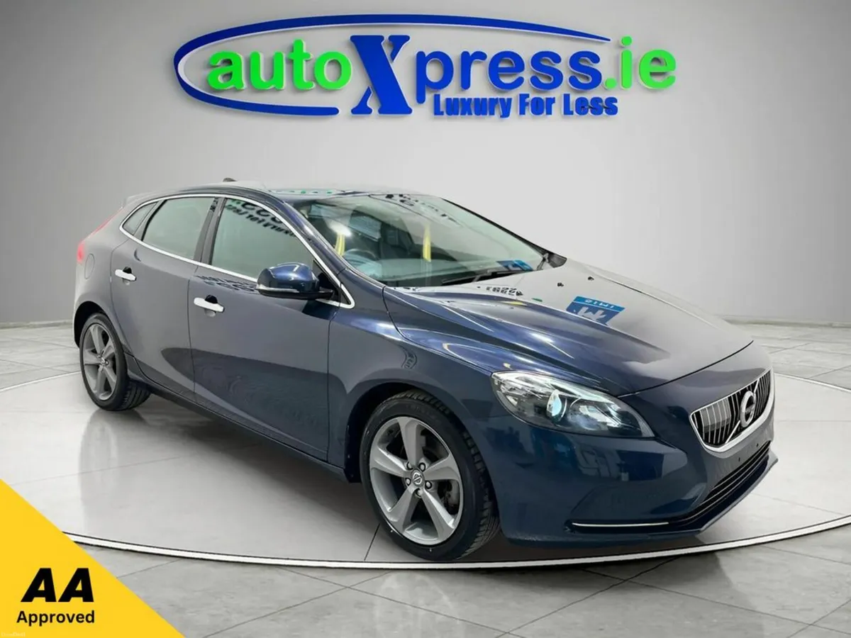Volvo V40 1.6 T4 Automatic - Image 1