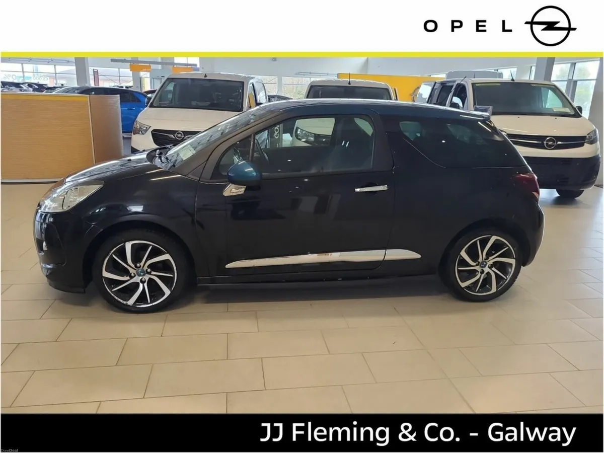 Citroen DS 3 DS3 BLUEHDI100 DSTYLE MY32 2 DR - Image 3