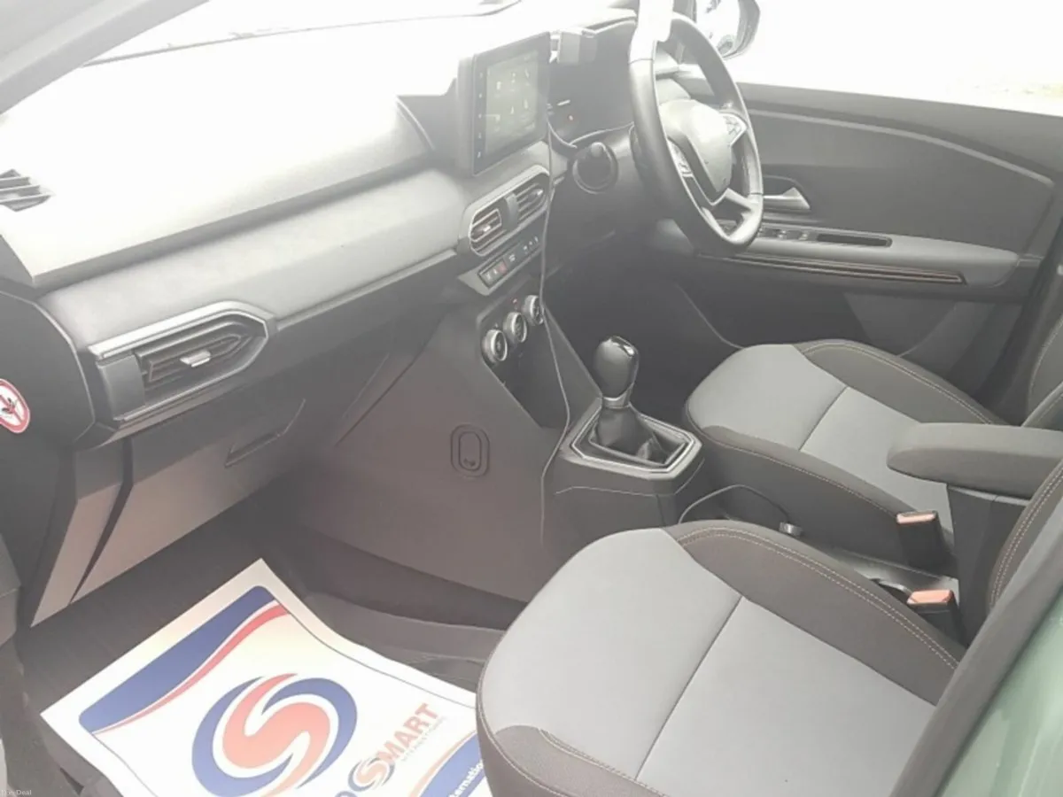 Dacia Jogger HEV 145 Extreme Auto (7 SEATS) - Image 4