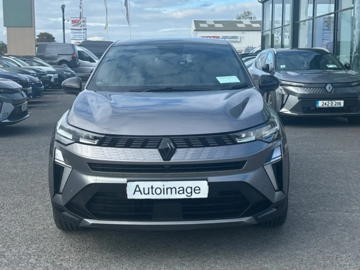 Renault Symbioz E-Tech HEV 145 Iconic Esprit Alpin - Image 2