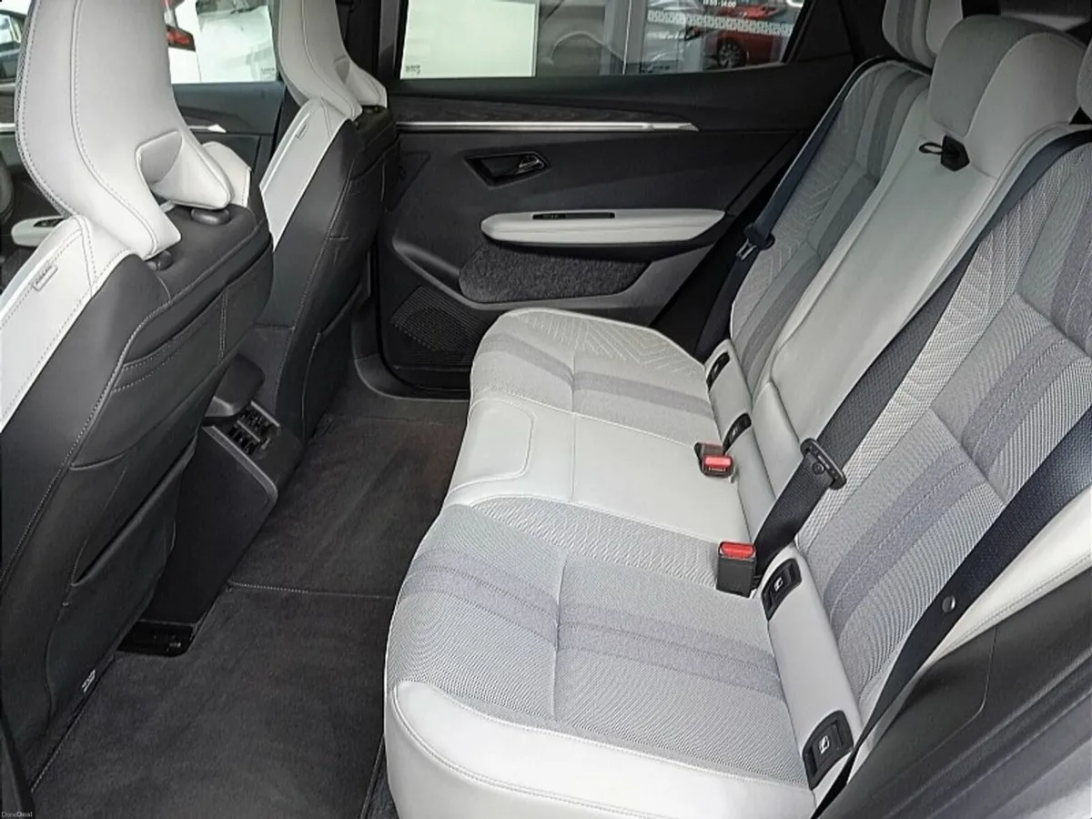 Renault Scenic E-Tech 600KMS (Top Spec) E-tech ICO - Image 4