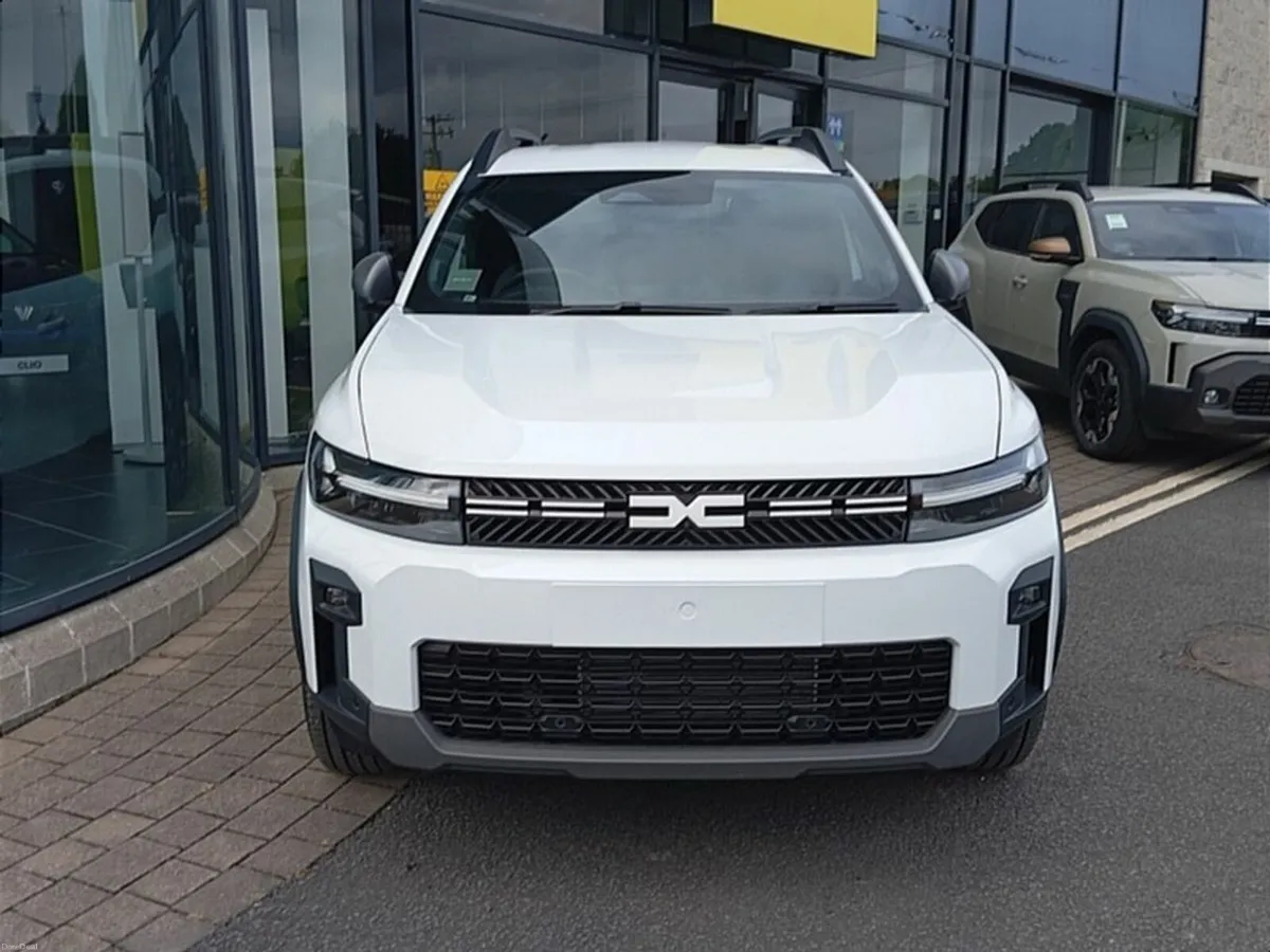 Dacia Bigster Essential Tce 130Bhp  4x4 Petrom Man - Image 4